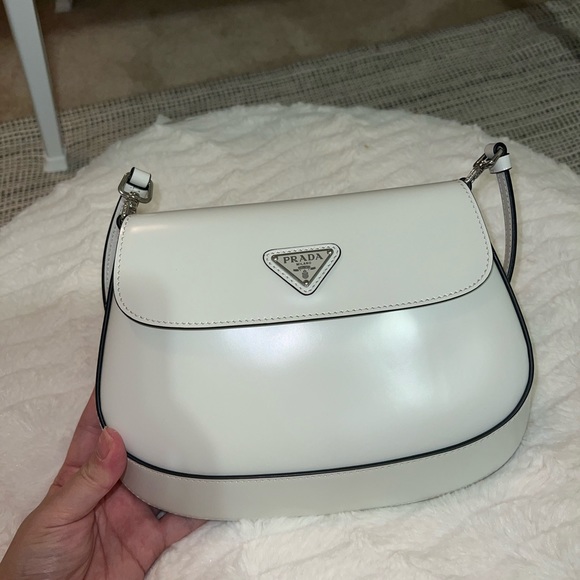 Prada cleo triangle shoulder bag - Picture 4 of 9